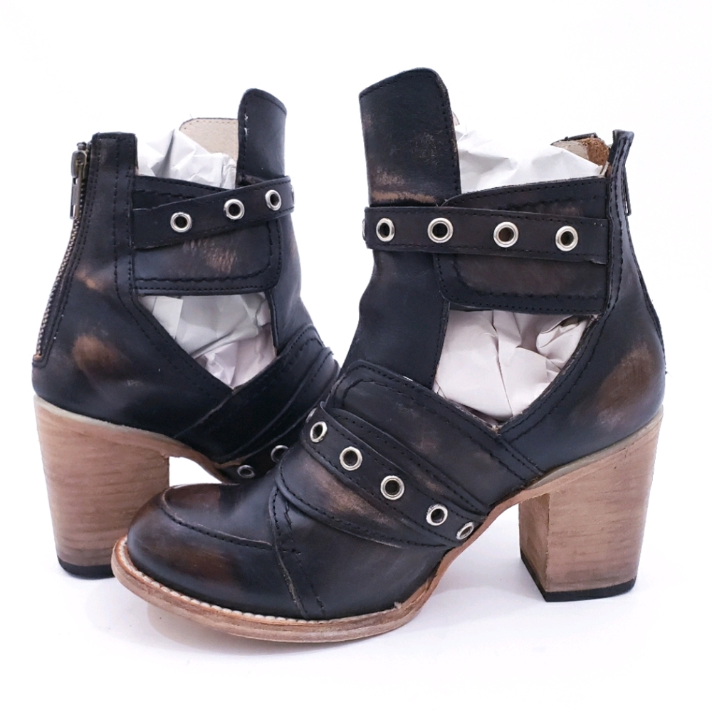 FREEBIRD BY STEVEN SONOMA BOOTIES - Picture 7 of 11